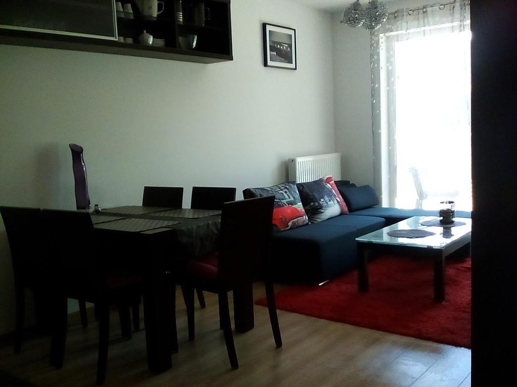 Karmazynowy Apartament Nad Morzem Apartment Kolobrzeg Luaran gambar
