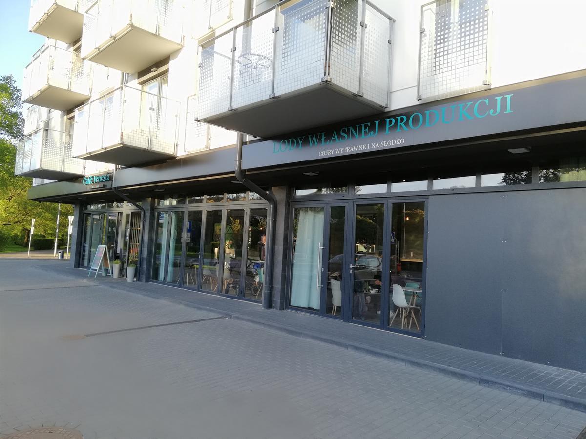 Karmazynowy Apartament Nad Morzem Apartment Kolobrzeg Luaran gambar